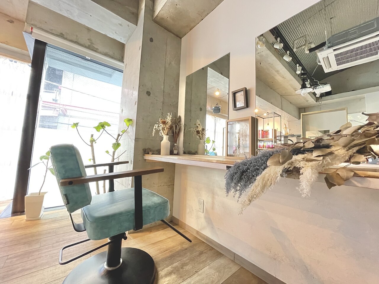 サロン画像01　